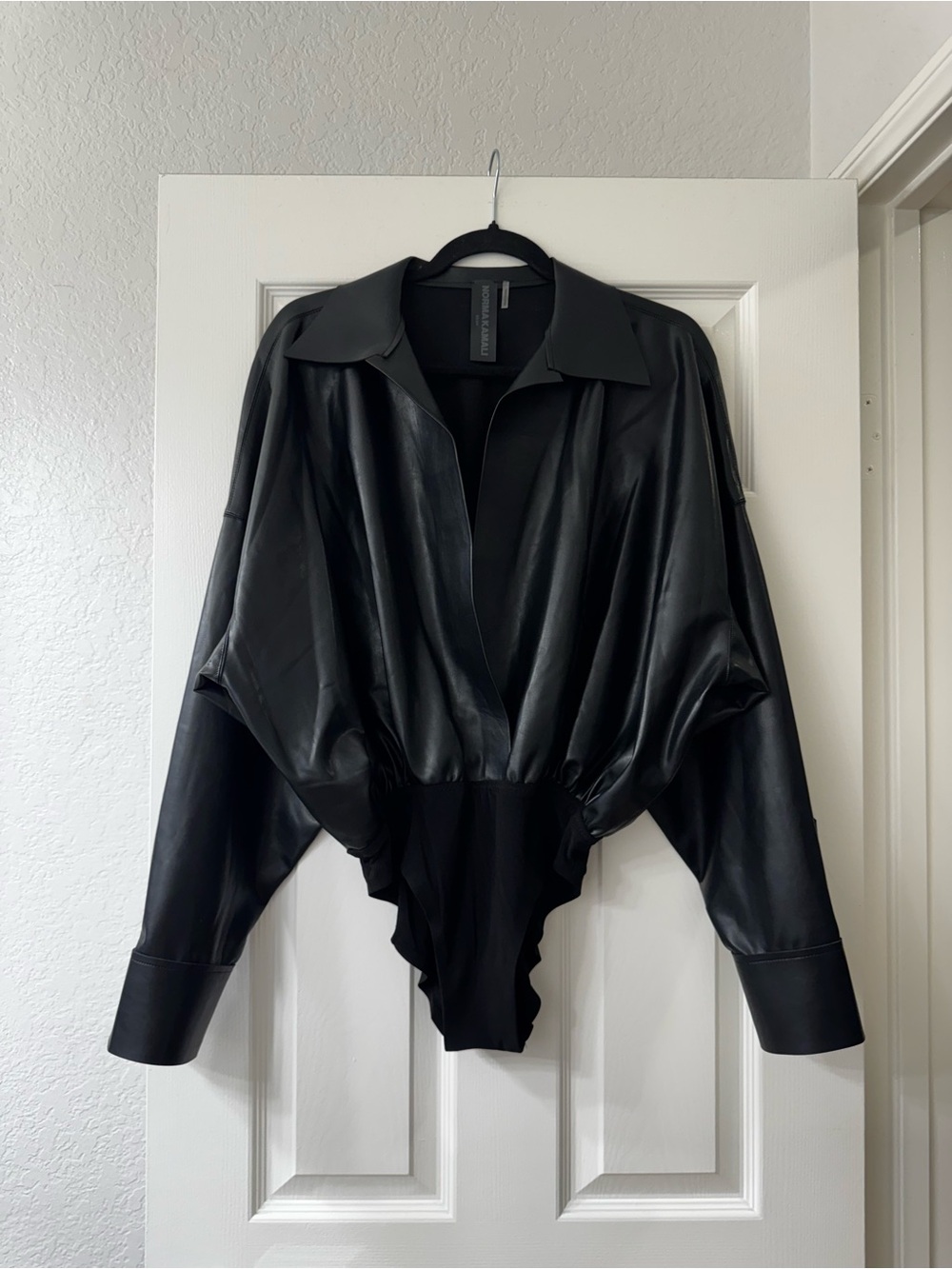 Norma Kamali Bodysuit Oversized Boyfriend Shirt Faux Leather in Black Sz XS - Picture 3 of 8
